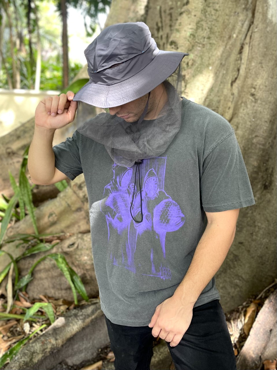 Beekeeper Tee Medium